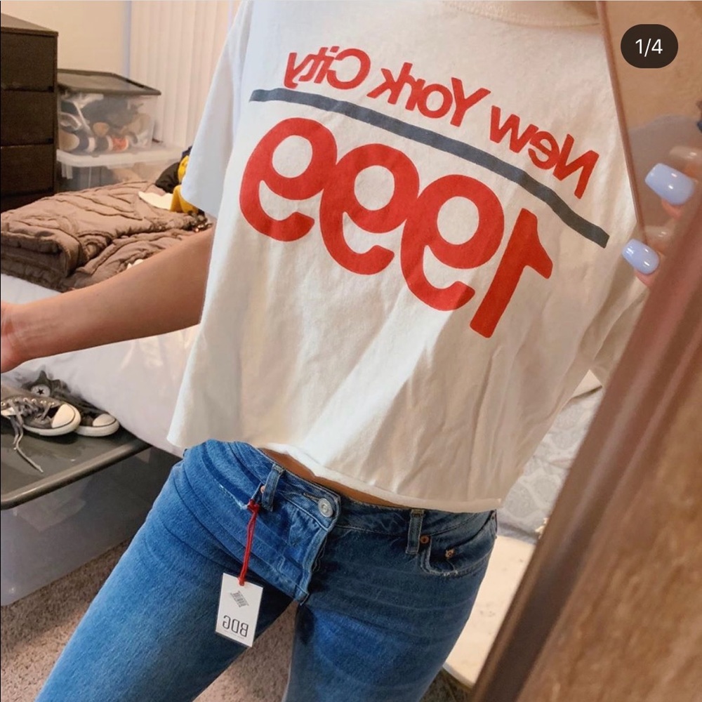 Urban outfitters white cropped T-shirt